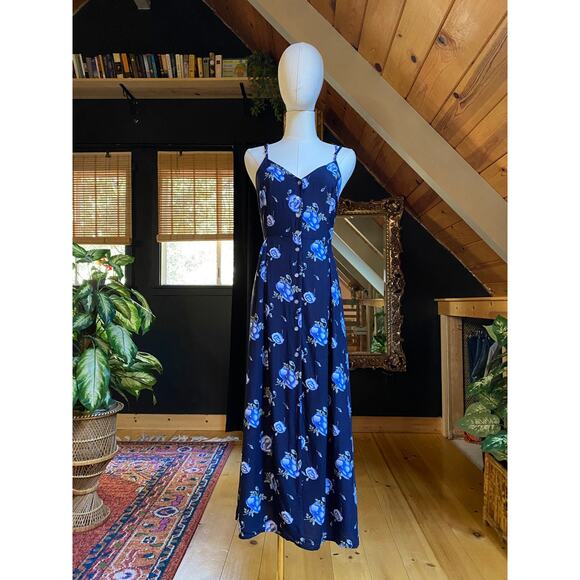 Midi 90s Dress - Picture 2 of 9